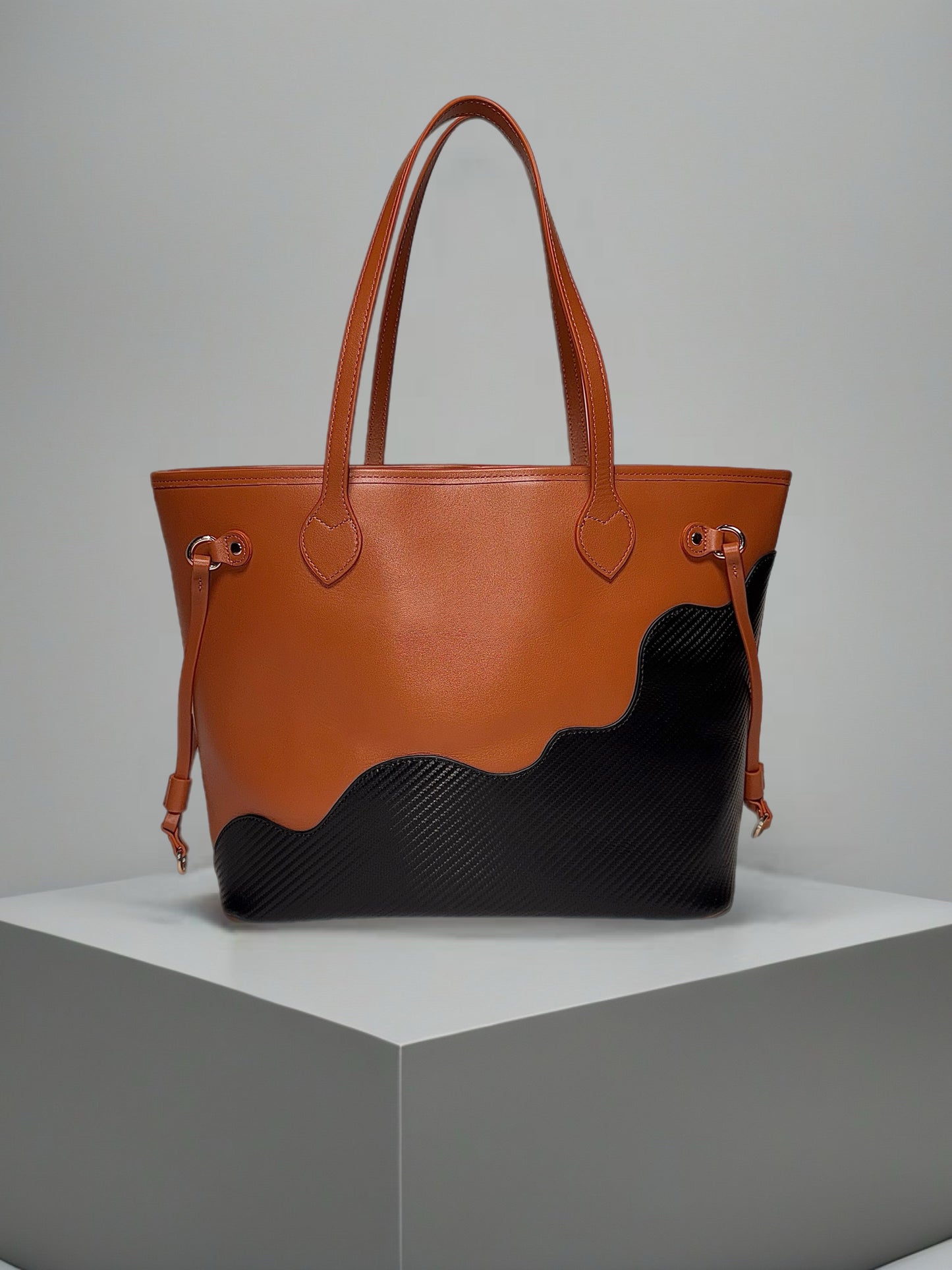 Carbon Wave Tote