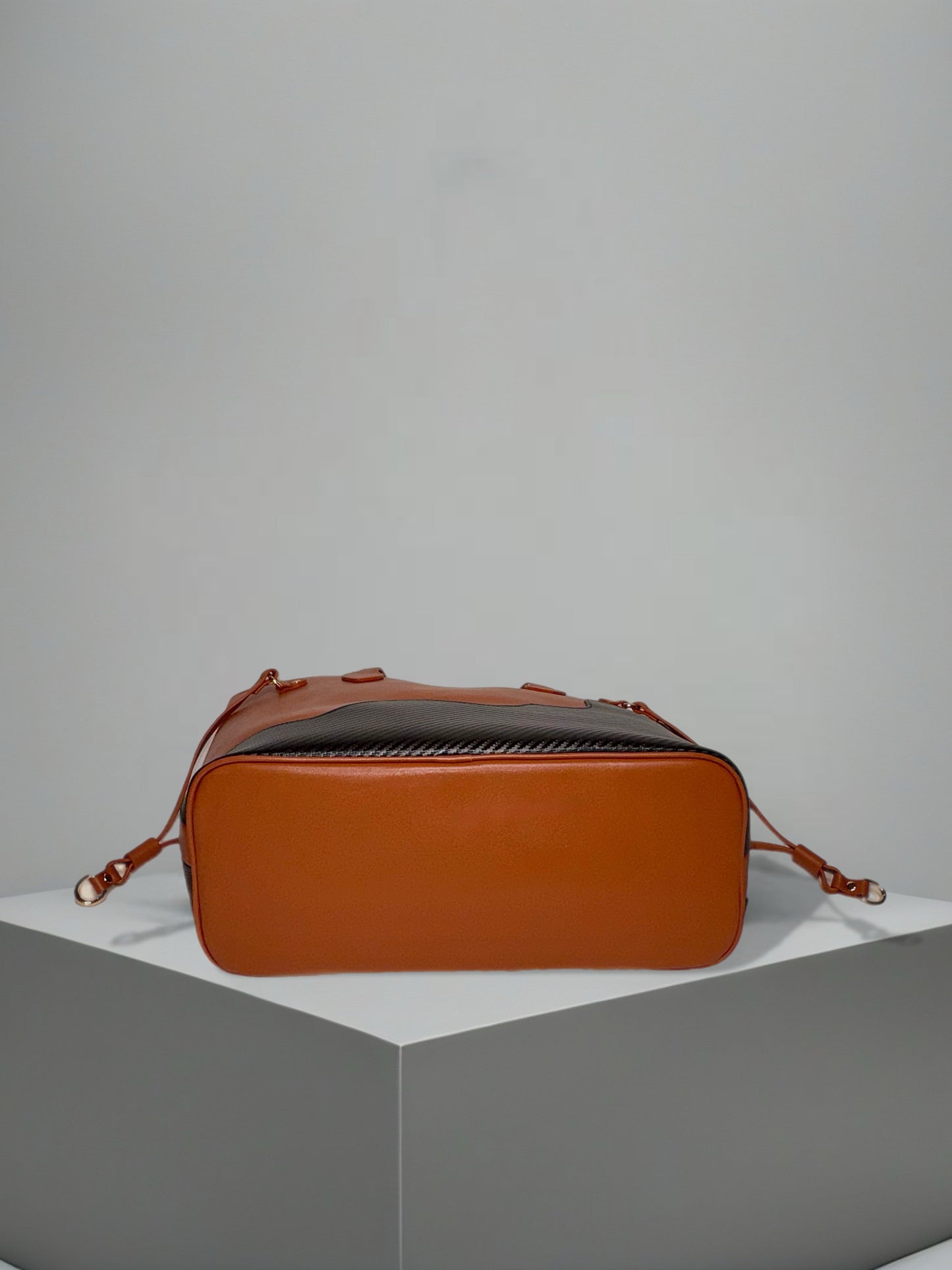 Carbon Wave Tote