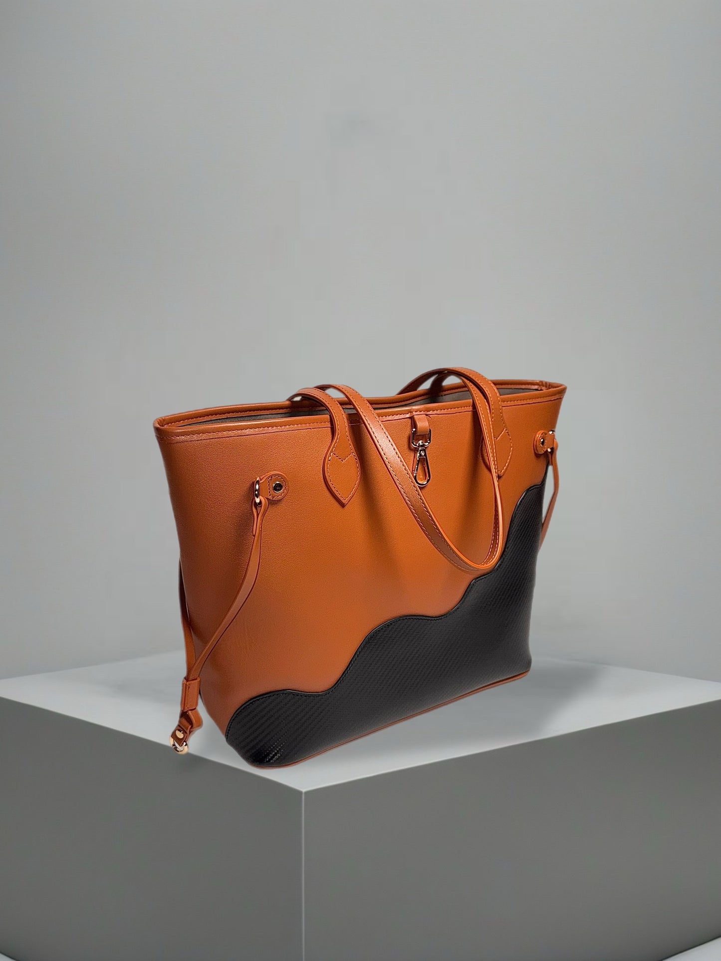 Carbon Wave Tote